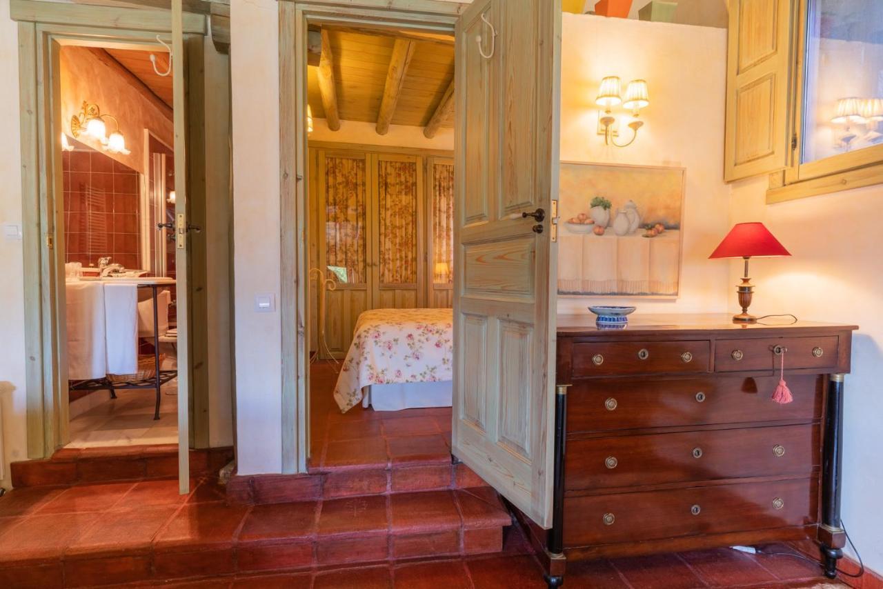 Posada Real La Casa De Arriba Navarredonda de Gredos Δωμάτιο φωτογραφία